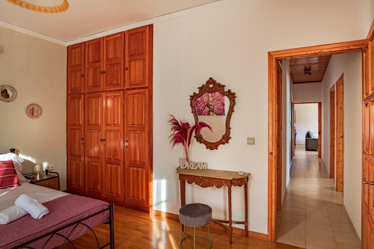 Golden Flower'S Apartment Poros  Bagian luar foto