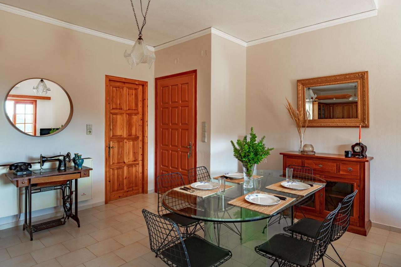 Golden Flower'S Apartment Poros  Bagian luar foto