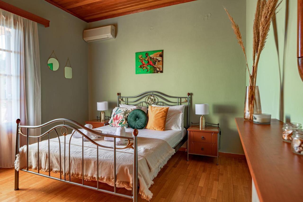 Golden Flower'S Apartment Poros  Bagian luar foto